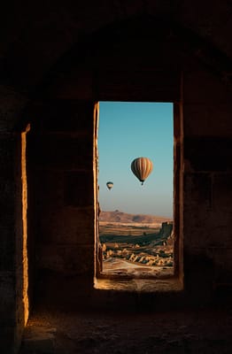 pexels-levent-simsek-4190564